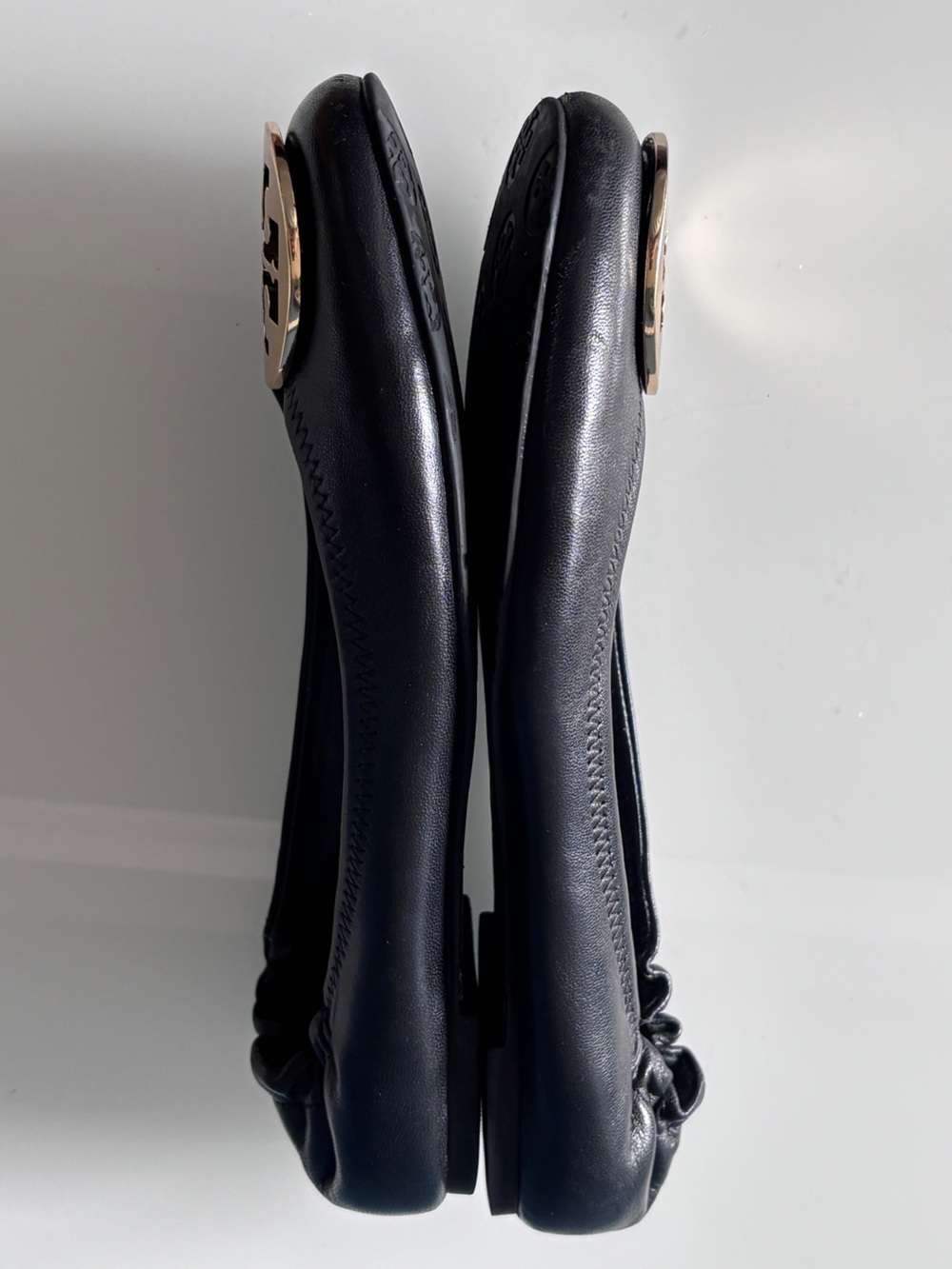 Tory Burch Reva Black Leather Ballet Flats Gold Logo Size 9.5 - Picture 9 of 11